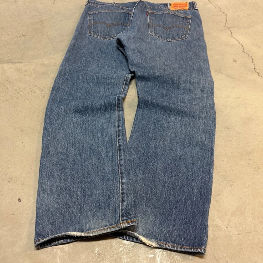 Vintage y2k Baggy Levi's 501 Denim Jeans